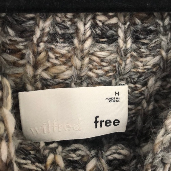 High necked sweater from Aritzia - Picture 2 of 3